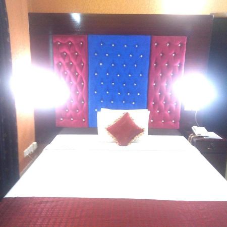 Hotel Lake View Plaza Dhaka Exterior photo